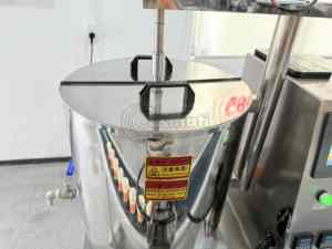 آلة تعبئة شمع ساخن كمية مع قادوس خلاط ، آلة صنع مزيل العرق - Product Image 5