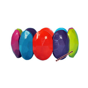 Pulsera elástica facetada de resina cortada a máquina de diamante retro hecha a mano - Product Image 2