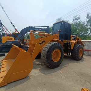 รถตักล้อยาง CAT 966H มือสอง ขนาด 6 ตัน พร้อมมอเตอร์และลูกปืน ปั๊มไฮดรอลิก Nabtesco  ชั่วโมงการทำงาน 0-2000 สถานะดี มีสินค้าในสต็อก - Product Image 2