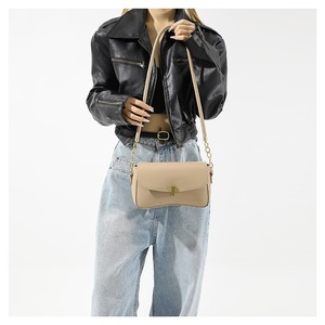 Women's Cross-Border Trend Summer Autumn Winter Large Capacity PU <b>Tote</b> Bag <b>with</b> <b>Zipper</b> Closure Chain Detail Stitching Daily Use - Product Image 5