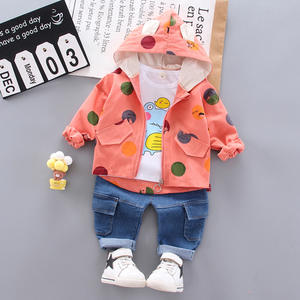 Vêtements pour enfants de haute qualité en gros, nouveaux modèles, ensembles de vêtements, pantalons de survêtement, jeans, vestes et manteaux - Product Image 4