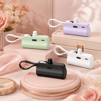 Mini batterie externe 5000 mAh, chargeur de téléphone portable portable avec câble intégré, chargeur de téléphone à branchement direct pour usage quotidien