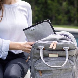 Échantillon gratuit de matelas à langer portable personnalisé, imperméable et résistant pour bébé - Product Image 3