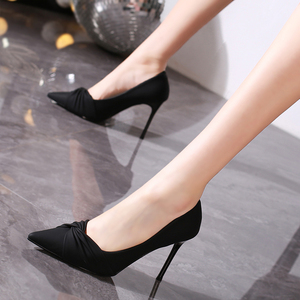 Chaussures à talons hauts de style français pour femmes, nouvelle collection printemps-automne 2023, talons fins pointus, sexy et tendance - Product Image 2