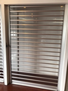Persiana <span class=keywords><strong>enrollable</strong></span> motorizada automática para <span class=keywords><strong>puerta</strong></span> de garaje, a la venta - Product Image 5