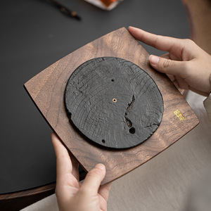 Soporte para Tetera de Madera de Nogal con Bandeja para Incienso de Agarwood y Sándalo, Accesorio Hecho a Mano para la Ceremonia del Té - Product Image 2