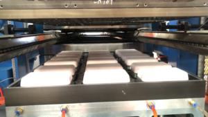 قالب تشكيل حراري من البلاستيك عالي الدقة لصندوق تعبئة الطعام - Product Image 3