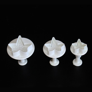 Star Fondant Cake Molds 3 Piece Set Reusable Baking DIY Tool For Cake Decorating - Product Image 2