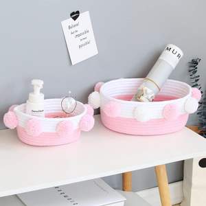 Pliable <span class=keywords><strong>petit</strong></span> rose et blanc jouets maquillage serviette cadeau organisateur Pom Pom décor tissé coton corde <span class=keywords><strong>panier</strong></span> pour salon - Product Image 1