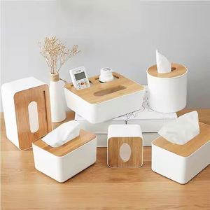 Contenedor de Servilletas con Tapa de Bambú Personalizado 2025, Organizador de Cajas de Pañuelos de Plástico con Logotipo para Uso en el Hogar o en Restaurantes - Product Image 1