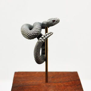 Độc Đoán cổ điển màu bạc rắn vòng cho người đàn ông rắn handmade người đàn ông của vòng thủy triều quốc gia vòng mặt dây chuyền trang sức phụ kiện - Product Image 2