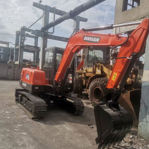 Excavatrice Doosan DH55 d'occasion avec lame, 5,5 tonnes, excavatrice coréenne d'occasion, Doosan DH55 55, excavatrice d'origine Corée au prix d'usine - Product Image 3