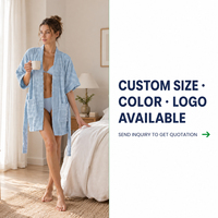 Peignoir court en coton jacquard personnalisé avec logo, avec capuche et poche, idéal pour hôtels et spas en été