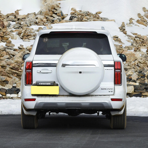 Nuevo SUV GWM Tank 500 3.0T de 5 asientos, modelo 2023, con interior claro y llantas R18, a precio económico. - Product Image 4