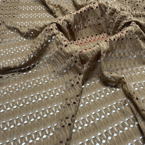 Offre Spéciale style <span class=keywords><strong>français</strong></span> évider Stirp tissu chaîne dentelle tissu pour femmes vêtements décontractés - Product Image 1