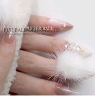 Boule en peluche avec pompons, Design mignon, aimant 3D, à la mode, autocollants d'art d'ongles pour la décoration des ongles, offre spéciale