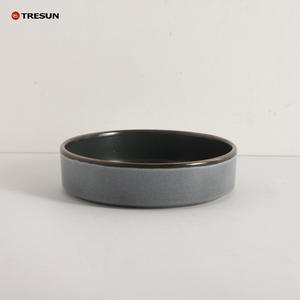 Service de table 4 pièces en grès émaillé artisanal de luxe, résistant aux hautes températures, idéal pour banquets de mariage et événements spéciaux - Product Image 4