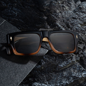 Polo Haus Lunettes de soleil carrées pour hommes, en plastique noir et métal, UV400, polarisées, classe 2, avec étui - Product Image 2