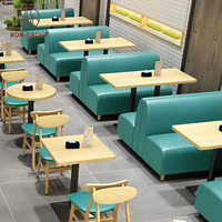 Ensemble de mobilier de restaurant commercial, table rectangulaire en bois avec chaises à cadre en bois, siège turquoise et canapé en cuir pour café