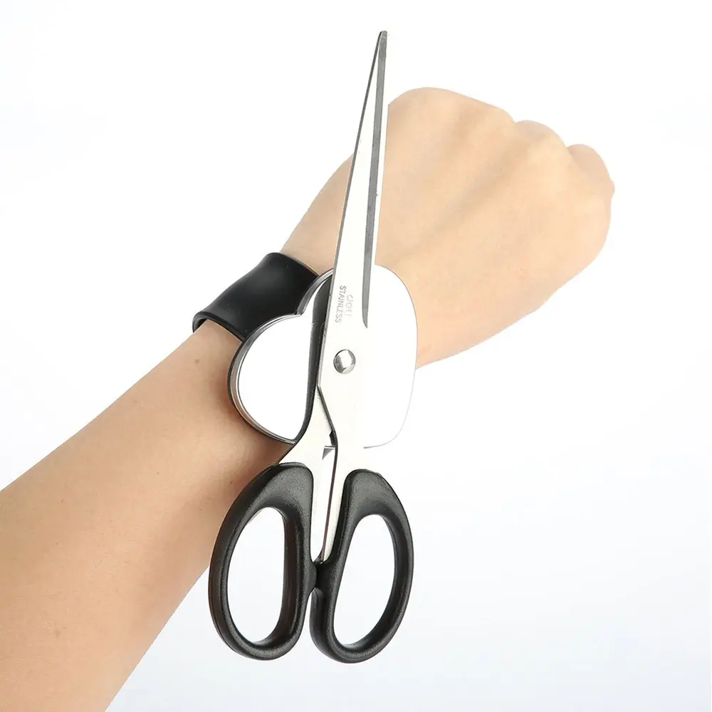 Herzförmiges magnetisches Handgelenk-Nadel kissen, Nadel kissen halter zum Nähen von Haars pangen, magnetisches Silikon-Armband