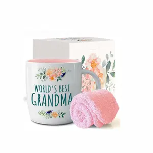 할머니 축제 데칼 디자인 세라믹 벌크 커피 머그 내부 핑크 색상 프로모션 선물 찻잔