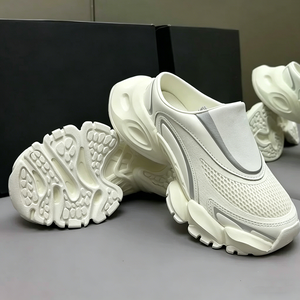 Sneaker Unisex Slip-on Ibrida in Mesh e Camoscio con Suola Chunky Scolpita e Fodera Traspirante - Product Image 6