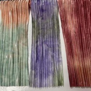 Tela plisada con estampado a rayas para ropa, máquina de pliegues con estampado de TIE-dye, <span class=keywords><strong>issey</strong></span> miyake, venta al por mayor, verano 2023 - Product Image 2