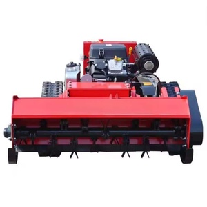 Tondeuse à gazon industrielle télécommandée sur chenilles à moteur essence, à braquage zéro, avec moteur de 18 kW et portée de 800 m - Product Image 4