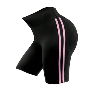 Pantaloncini sportivi da donna neri con strisce laterali, a vita alta, per allenamento e fitness - Product Image 4