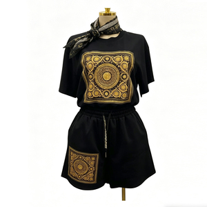 Zitong Conjunto deportivo de 2 piezas con estampado barroco para <span class=keywords><strong>mujer</strong></span>, camiseta de manga corta y pantalones cortos con cordón, conjunto informal de verano en 3 colores - Product Image 4
