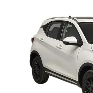 Decoración Interior Negra de Alta Calidad en Varios Colores para Automóviles Chery, Vehículos SUV Blancos de 5 Asientos con Motor 1.5l+5mt - Product Image 3