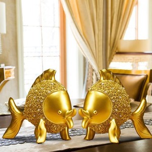 ของตกแต่งเรซิ่นรูปปลาทองคู่ สไตล์คลาสสิก ของตกแต่งบ้าน ของขวัญสำหรับคนย้ายบ้าน ของตกแต่งตั้งโชว์ - Product Image 3