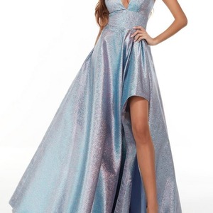 V Neck Spaghetti Strap Long Evening Gown With Slit Elegant Formal Dress For Banquets And Events - Product Image 3