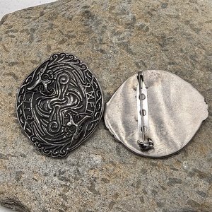 Broche de revers pour homme <span class=keywords><strong>Viking</strong></span> en acier inoxydable noir, motif tête de Jésus, loup et triangle en relief, style vintage, de Yiwu Aceon - Product Image 3