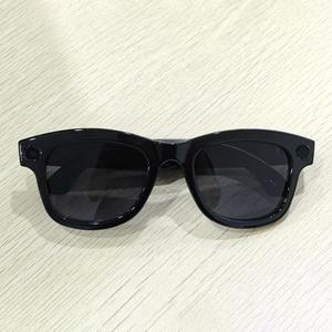 แว่นตาอัจฉริยะ <span class=keywords><strong>VR</strong></span> สำหรับโรงงาน พร้อมกล้อง 8 ล้านพิกเซล รองรับ Wifi ควบคุมด้วยเสียง ฟังเพลง <span class=keywords><strong>4K</strong></span> แว่นตาอัจฉริยะพร้อมกล้อง Wifi AI - Product Image 6