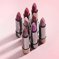 Rouge à lèvres Lise Watier Rouge Gourmand, taille standard - Réduit les ridules et les rides, emballage en tube, fabriqué au Canada