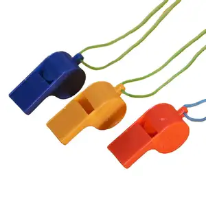 JRT Atacado de Alta Qualidade apito personalizado Multi Color Plastic Whistle para Crianças Brincar Birthday Party Game