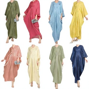 Abaya arabe à col en V, taille à cordon, manches chauve-souris, pour adultes, en polyester métallisé, coupe ample, vente en gros, personnalisable, en stock - Product Image 3
