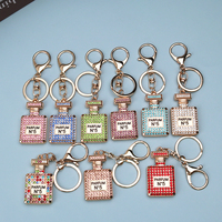 Porte-clés en métal en gros, style vintage créatif, avec strass et cristaux, incrustation de diamants, flacon de parfum Cha.nel