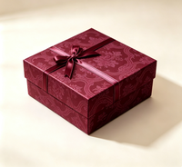 Boîte cadeau rigide magnétique personnalisée de luxe, écologique, faite à la main, avec ruban et estampage à chaud pour emballage cosmétique et de mariage