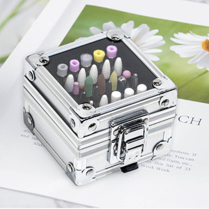 Caja de Almacenamiento para Brocas de Uñas Profesional de 25 Orificios, Rectangular, Portátil, Multiusos, Material Acrílico, para Uso en Salón - Product Image 5