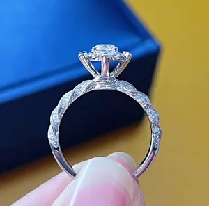 18k纯真金0.5ct VS硅石订婚戒指结带精致钻石婚礼新娘戒指