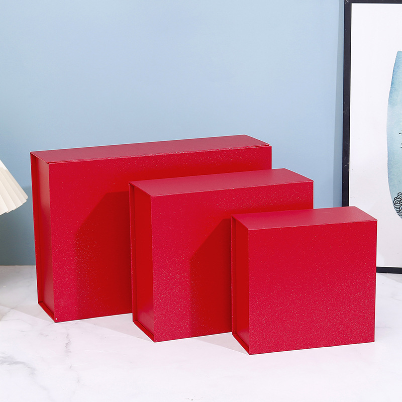 Coffret cadeau rouge à rabat