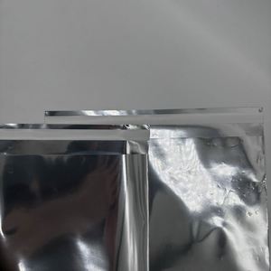 Sobres de Envío de Poliéster Plateados con Logotipo Personalizado, Bolsas de Correo Metálicas Autosellables para Ropa, Bolsas de Mensajería de Aluminio - Product Image 3