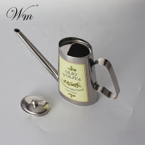 Botella de Aceite Italiana de 500 ml con Vertedor de <span class=keywords><strong>Acero</strong></span> <span class=keywords><strong>Inoxidable</strong></span>, Lata de Aceite Metálica para Aceite de Oliva - Product Image 5