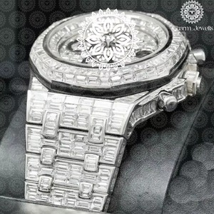 Montre en diamant très demandée pour femmes, montre-bracelet luxueuse et étincelante pour un usage quotidien, disponible à un prix raisonnable - Product Image 5