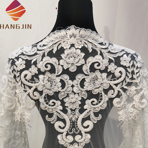 Elegante Tessuto in <span class=keywords><strong>Tulle</strong></span> Fatto a Mano per Abiti da Sposa, Lussuoso Pizzo <span class=keywords><strong>Bianco</strong></span> con Ricami 3D e Perline Pesanti - Product Image 2
