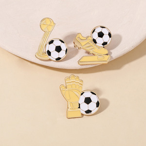 Pin de Solapa de Metal Esmaltado con Diseño de Trofeo de Fútbol de la Copa Mundial, Temática de Dibujos Animados, Precio de Fábrica al por Mayor, para Accesorios de Ropa - Product Image 2