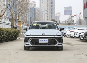 2024 Hyundais Sonata sedán eléctrico blanco con transmisión automática asientos de cuero de dirección izquierda cámara trasera de techo solar panorámico - Product Image 6