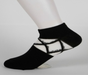 Chaussettes en coton pour femmes, chaussettes respirantes à coupe basse pour un usage quotidien décontracté - Product Image 6